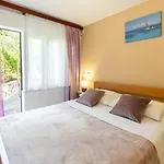 Franciska Holiday home