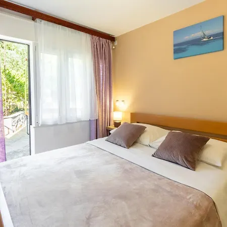 Franciska Hébergement de vacances