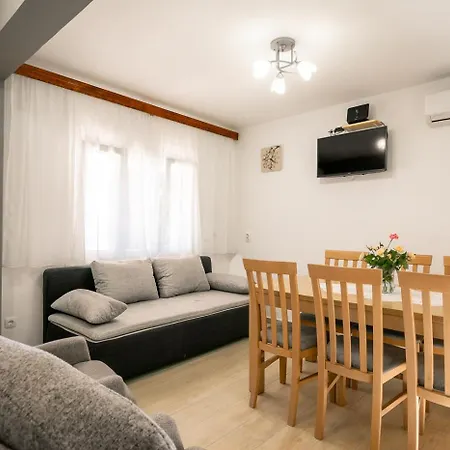 Franciska Hébergement de vacances